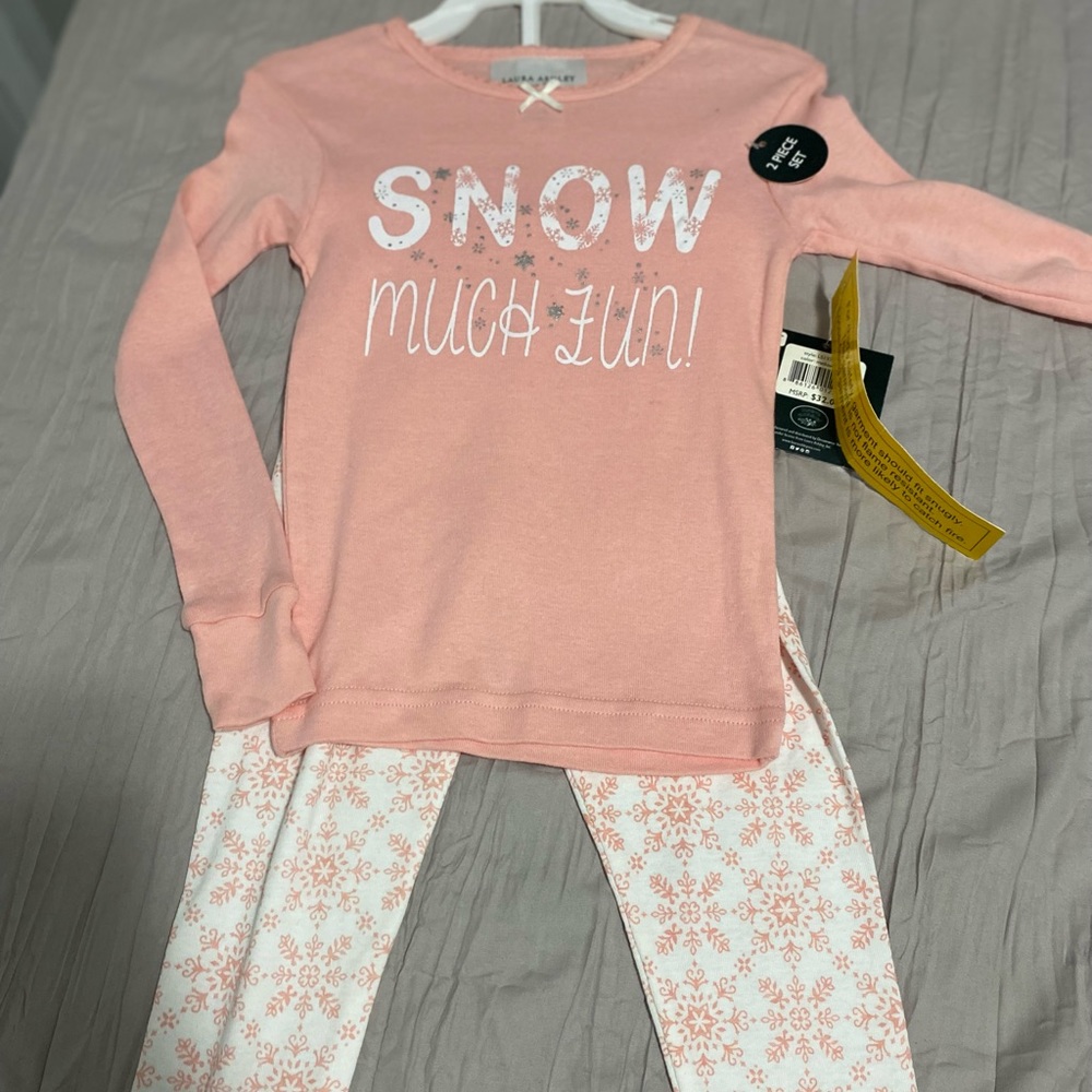 (NWT) Laura Ashley Girls Sleepwear Set
